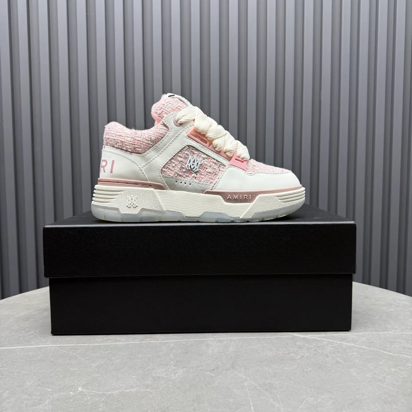 Men's shoes 💰660💰 AMIRI AMIRI trendy brand hot sale 🔥 Available all year round, couples 💑 Official website synchronization Imported fabrics 1⃣️ vs 1⃣️ replica, original factory special original sole, 35-45 (45. non-refundable)